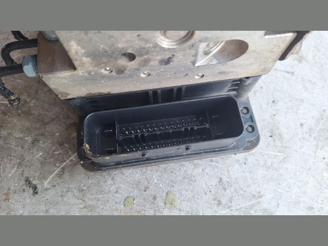 bontott BMW 5 F10 ABS Kocka