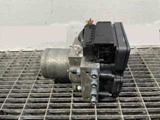 bontott BMW 5 F10 ABS Kocka