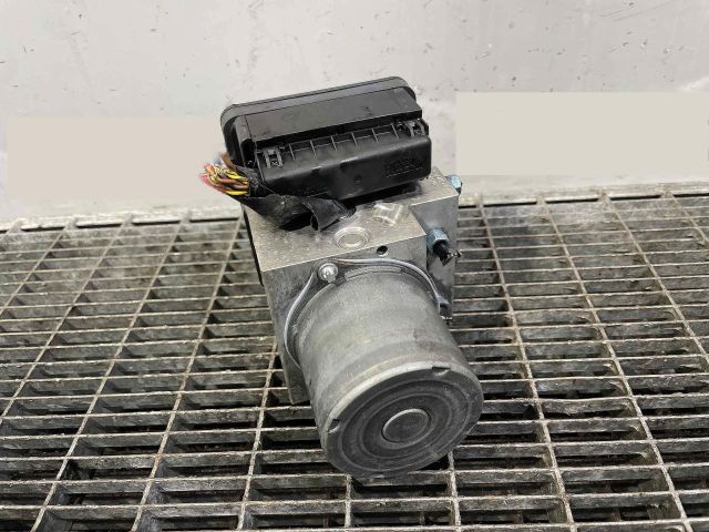 bontott BMW 5 F10 ABS Kocka