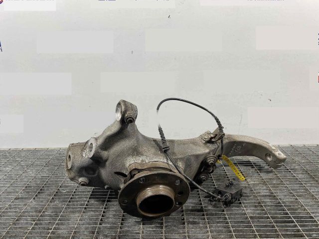 bontott BMW 5 F10 Bal első Csonkállvány