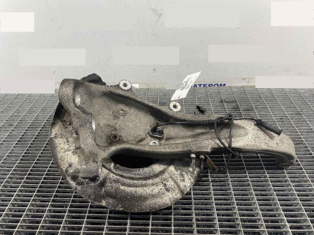 bontott BMW 5 F10 Bal első Csonkállvány