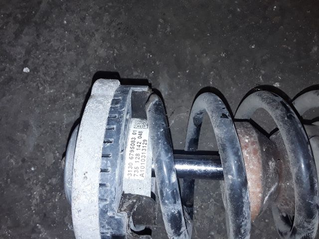 bontott BMW 5 F10 Bal első Gólyaláb (Lengécsillapító, Rugó)