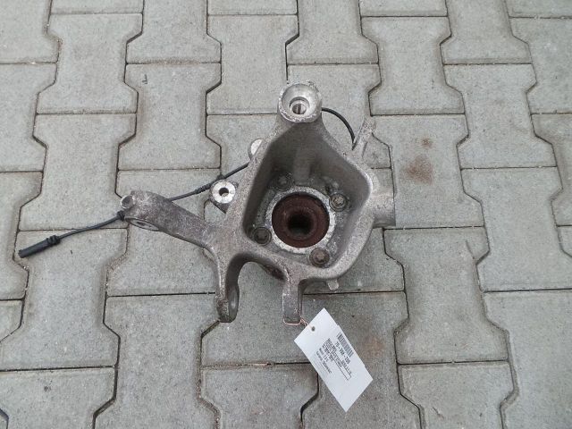 bontott BMW 5 F10 Bal hátsó Csonkállvány