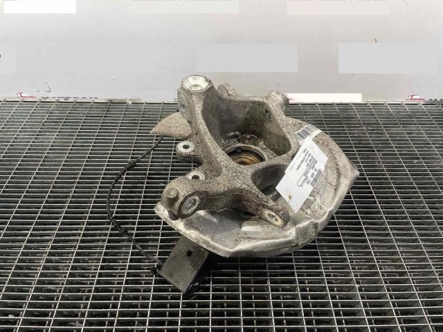 bontott BMW 5 F10 Bal hátsó Csonkállvány