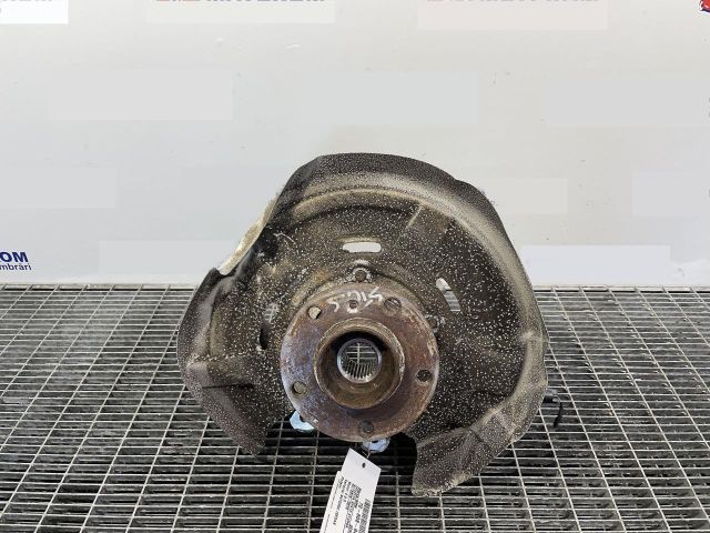 bontott BMW 5 F10 Bal hátsó Csonkállvány