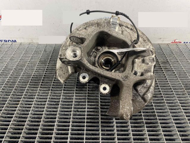 bontott BMW 5 F10 Bal hátsó Csonkállvány