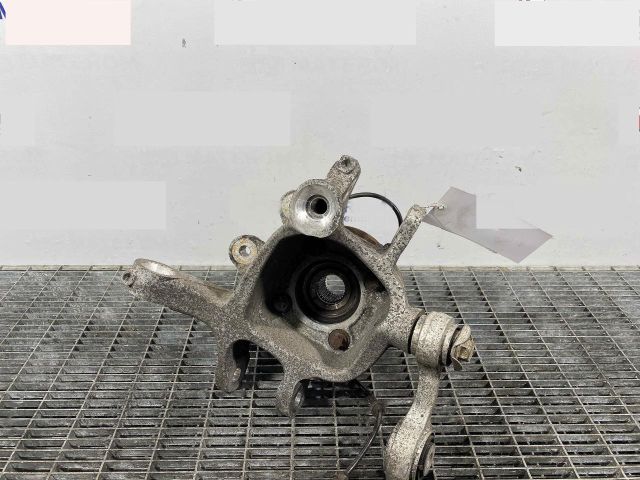 bontott BMW 5 F10 Bal hátsó Csonkállvány