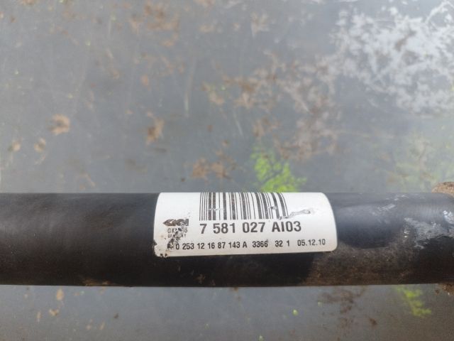 bontott BMW 5 F10 Bal hátsó Féltengely