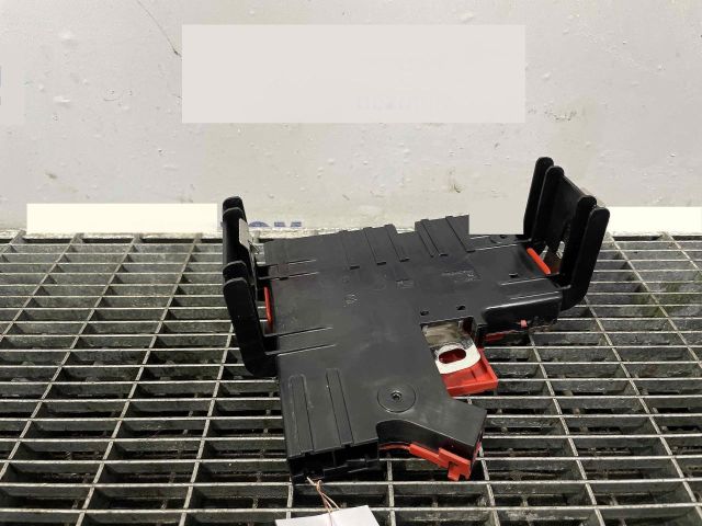 bontott BMW 5 F10 Biztosítéktábla Motortér