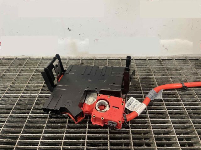 bontott BMW 5 F10 Biztosítéktábla Motortér