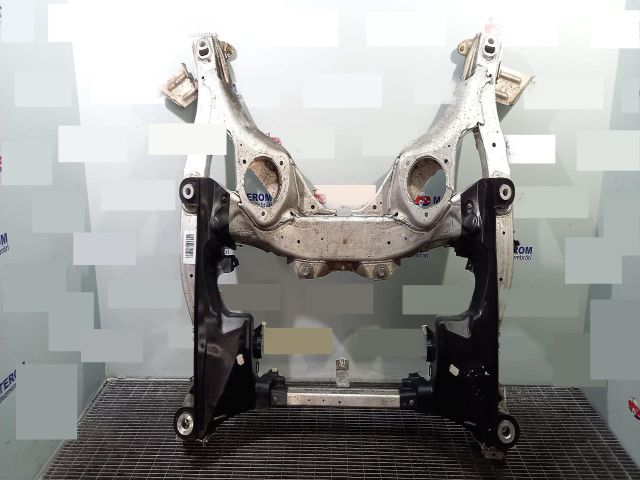 bontott BMW 5 F10 Első Bölcső