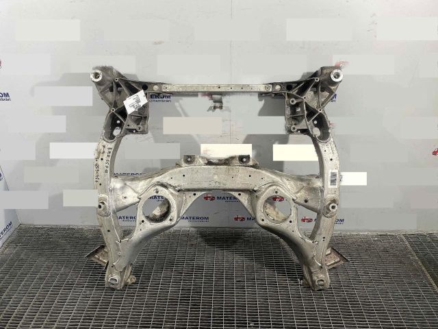 bontott BMW 5 F10 Első Bölcső