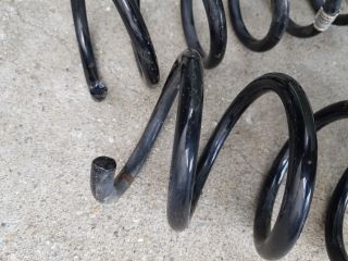 bontott BMW 5 F10 Első Rugó Pár