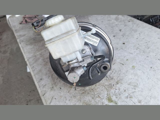 bontott BMW 5 F10 Fékrásegítő