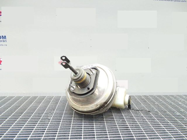 bontott BMW 5 F10 Fékrásegítő