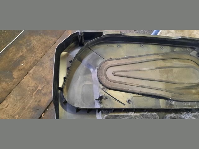 bontott BMW 5 F10 Felső Motorburkolat