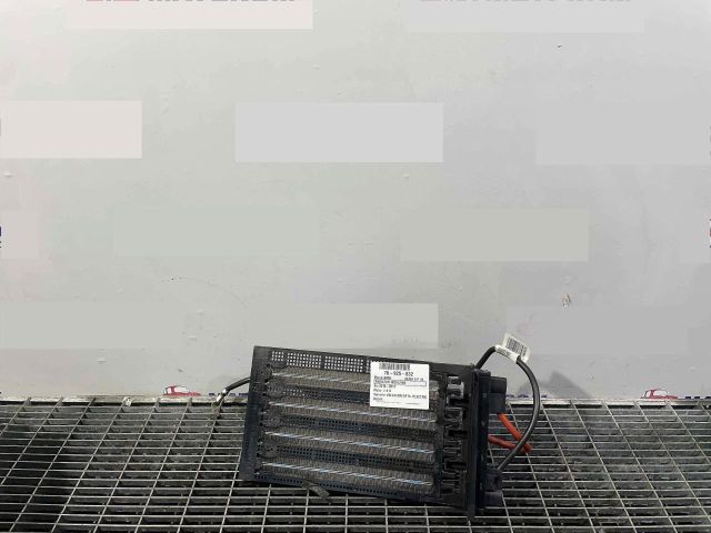 bontott BMW 5 F10 Fűtőradiátor