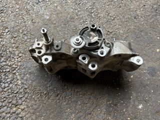 bontott BMW 5 F10 Generátor Tartó Bak