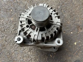 bontott BMW 5 F10 Generátor