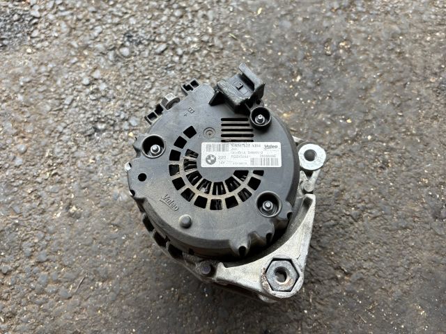 bontott BMW 5 F10 Generátor