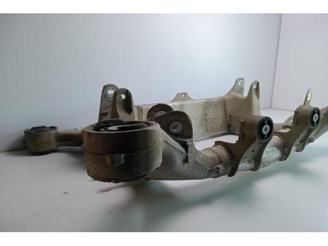 bontott BMW 5 F10 Hátsó Bölcső