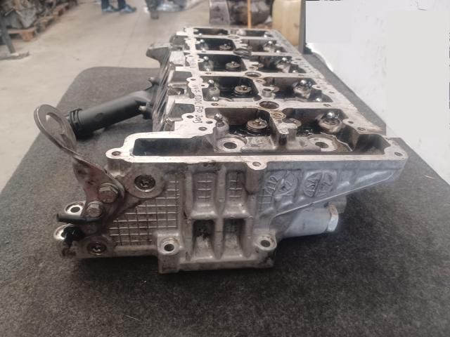 bontott BMW 5 F10 Hengerfej