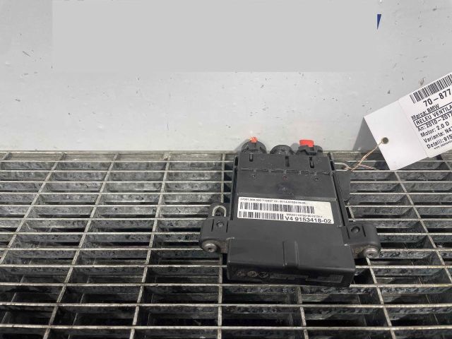 bontott BMW 5 F10 Hűtőventilátor Relé