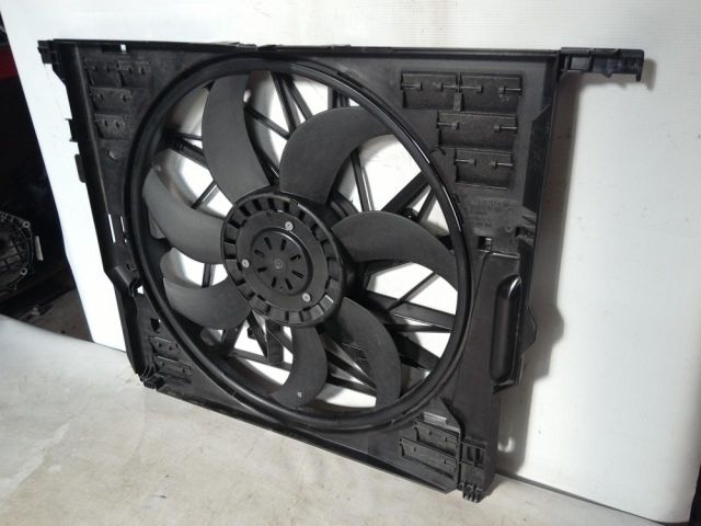 bontott BMW 5 F10 Hűtőventilátor