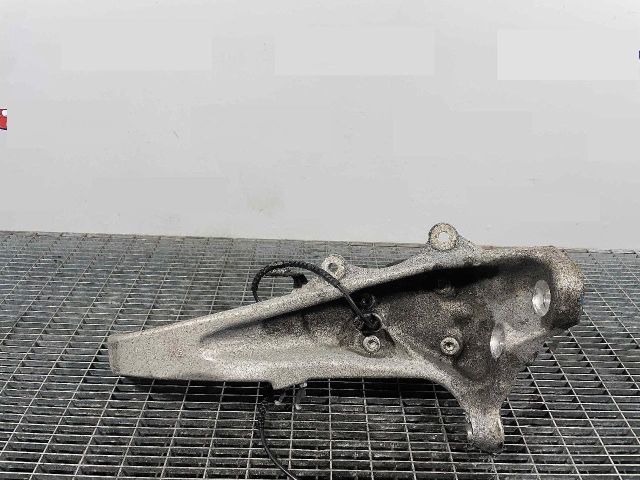 bontott BMW 5 F10 Jobb első Csonkállvány