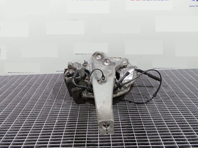 bontott BMW 5 F10 Jobb első Csonkállvány