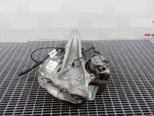 bontott BMW 5 F10 Jobb első Csonkállvány