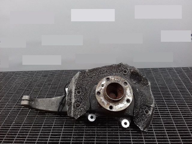 bontott BMW 5 F10 Jobb első Csonkállvány