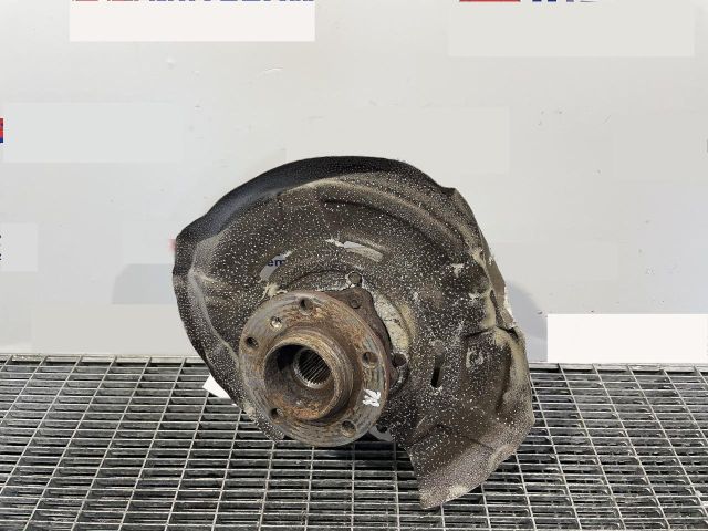 bontott BMW 5 F10 Jobb hátsó Csonkállvány