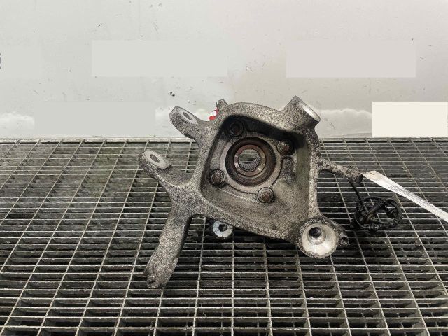 bontott BMW 5 F10 Jobb hátsó Csonkállvány