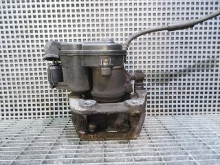 bontott BMW 5 F10 Jobb hátsó Féknyereg Munkahengerrel