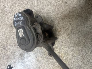 bontott BMW 5 F10 Jobb hátsó Féknyereg Munkahengerrel