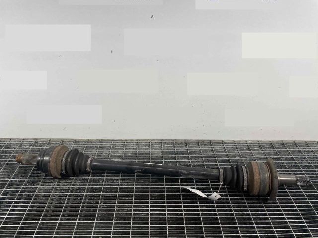 bontott BMW 5 F10 Jobb hátsó Féltengely