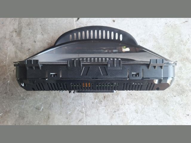 bontott BMW 5 F10 Kilométeróra