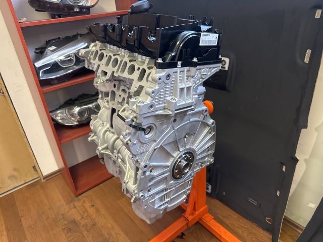 bontott BMW 5 F10 Motor (Fűzött blokk hengerfejjel)