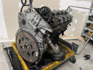 bontott BMW 5 F10 Motor (Fűzött blokk hengerfejjel)