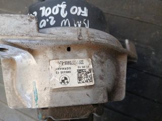 bontott BMW 5 F10 Motor Tartó Bak Jobb
