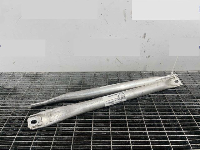 bontott BMW 5 F10 Motor Tartó Bak (Pozíciófüggetlen)