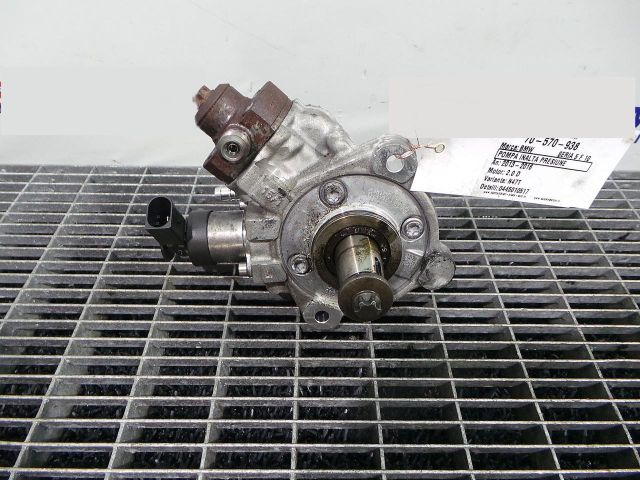 bontott BMW 5 F10 Nagynyomású Szivattyú