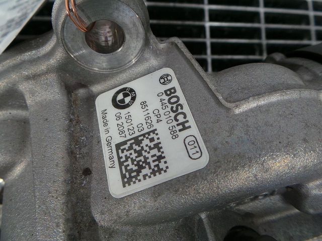 bontott BMW 5 F10 Nagynyomású Szivattyú