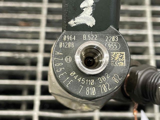 bontott BMW 5 F10 Porlasztó (1 db)