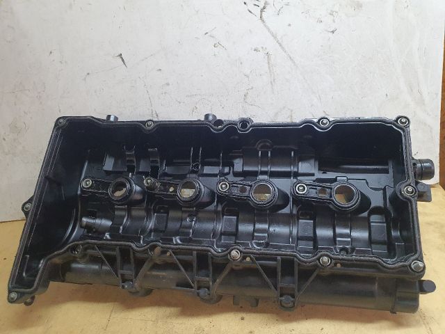 bontott BMW 5 F10 Szelepfedél