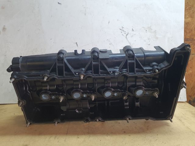 bontott BMW 5 F10 Szelepfedél