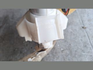 bontott BMW 5 F10 Üzemanyag Szivattyú