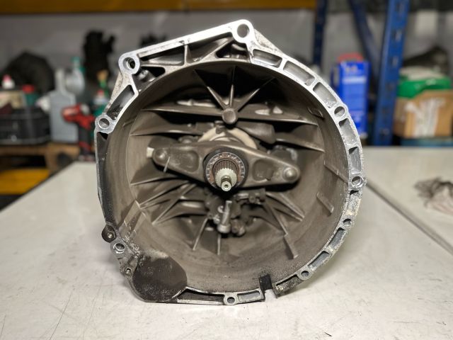 bontott BMW 5 F10 Váltó (Mechanikus)