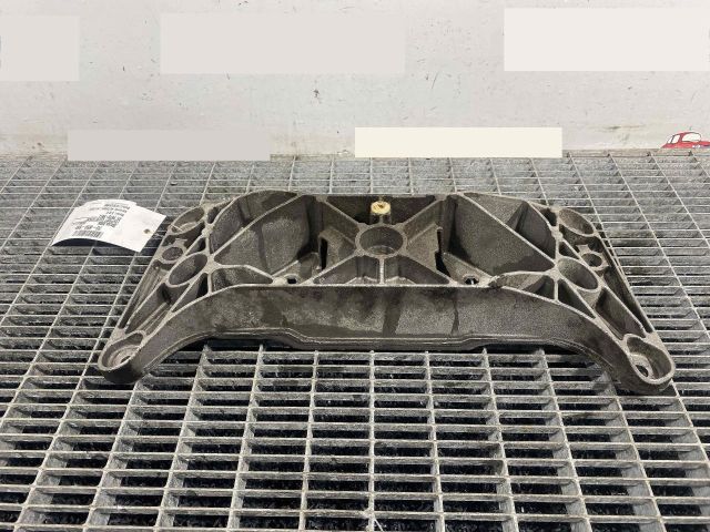 bontott BMW 5 F10 Váltó Tartó Bak (Pozíciófüggetlen)